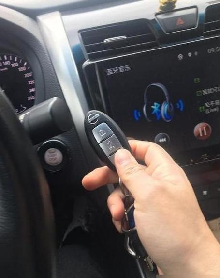 汽车智能钥匙无感应故障排查指南